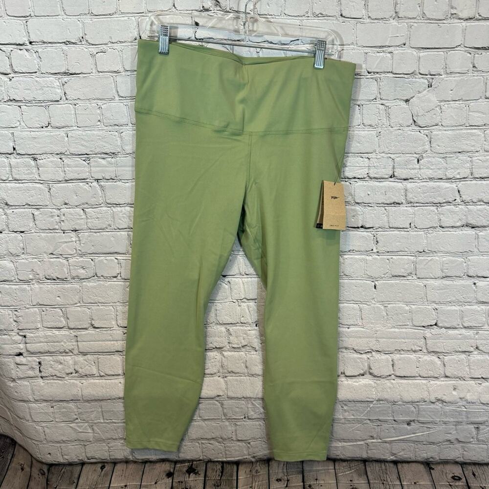 Nike Green Full Length Mid Rise Leggings